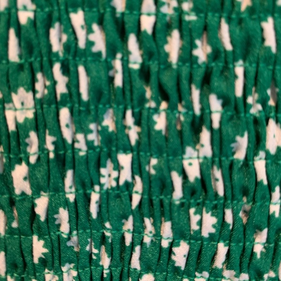 SHEIN Scoop Neck Shirred Floral Dress size Small - Picture 5 of 6